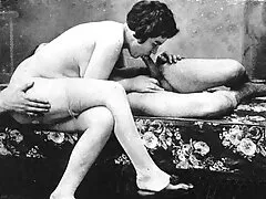 Penetrazione anale e un doppio per la bruna sexy mogli troie foto