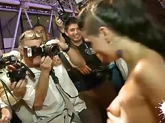 Servizio foto porno lesbiche Completo Latina Cameriera Gabby Kinteros Divertimento 2 Pollo!